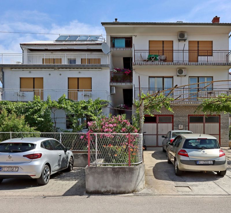 Apartments With Parking Space Crikvenica - 22214 - foto 1