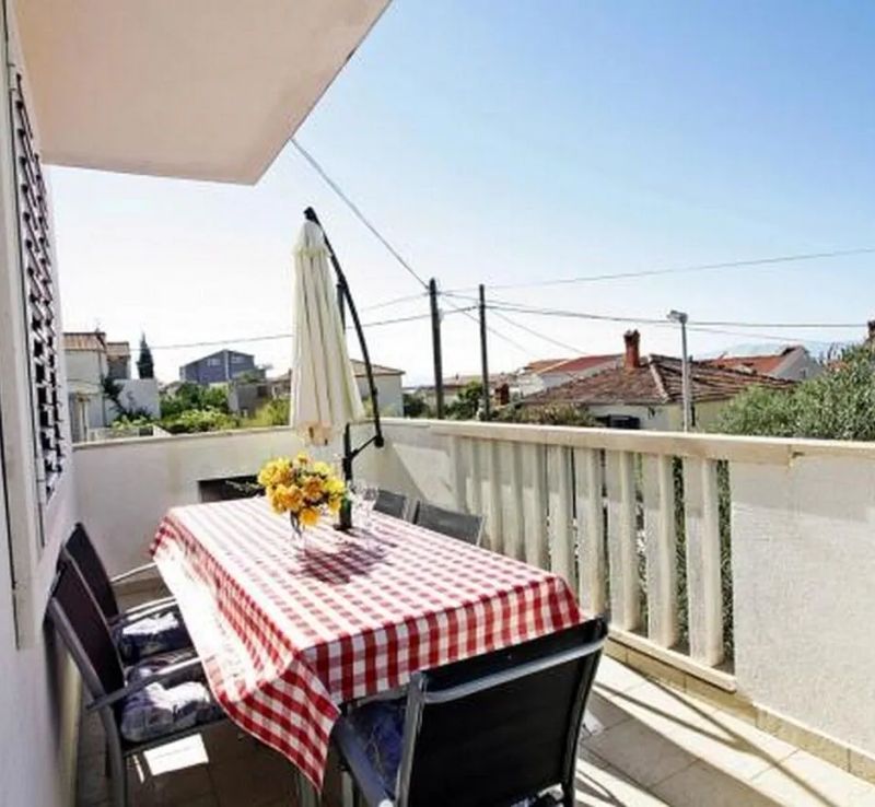 Apartments With Parking Space Supetar, Brač - 22504 Supetar - foto 1