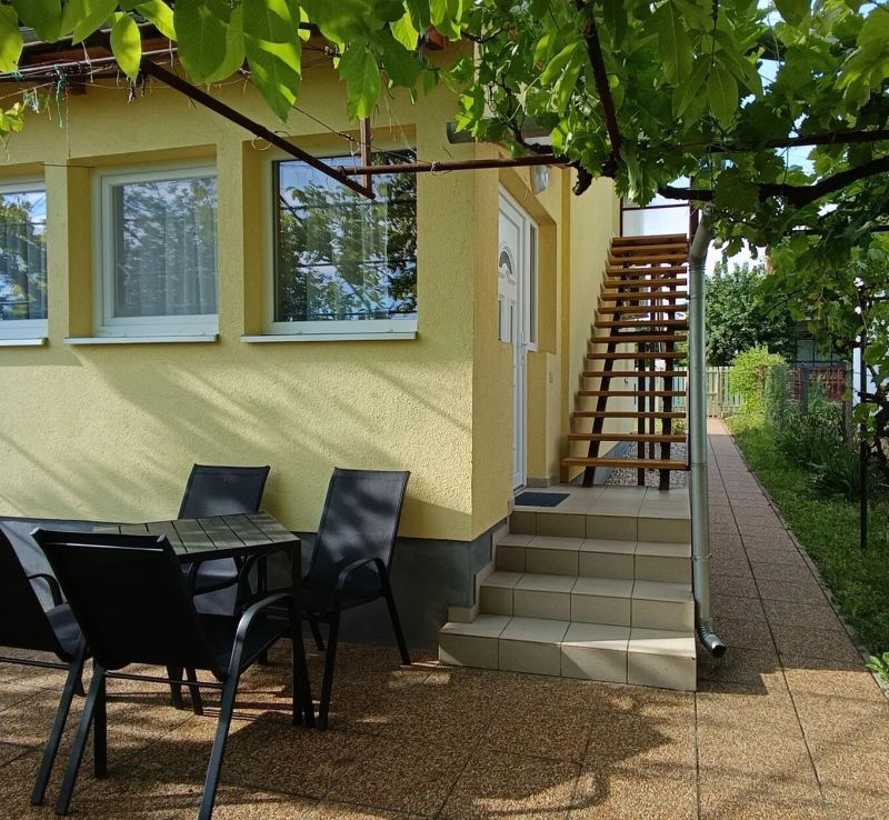 Lugas Apartman Vonyarcvashegy - foto 1