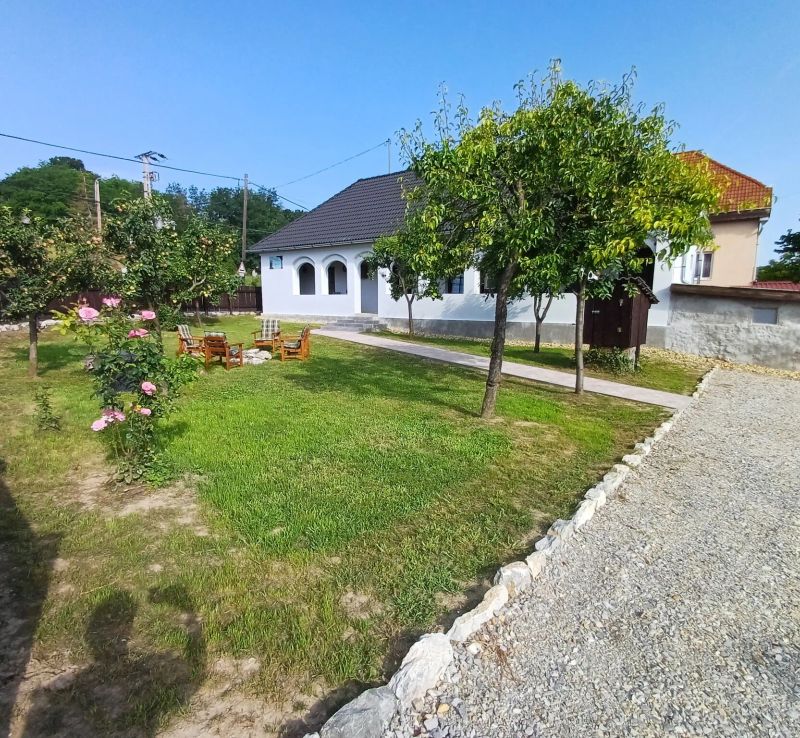 Tornácos Vendégház Szilvásvárad - foto 1