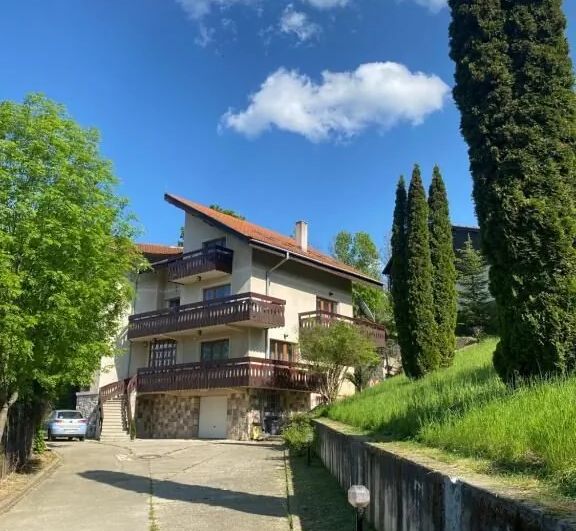 Pensiunea Bellestay Brașov - foto 1