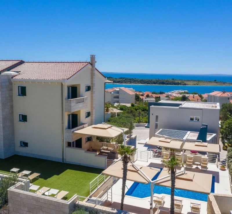 Apartments Tomo Novalja - foto 1