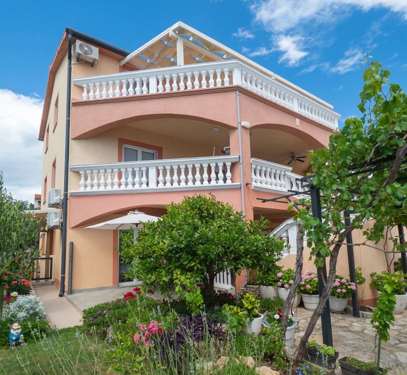 Apartments Jak Vodice - foto 1