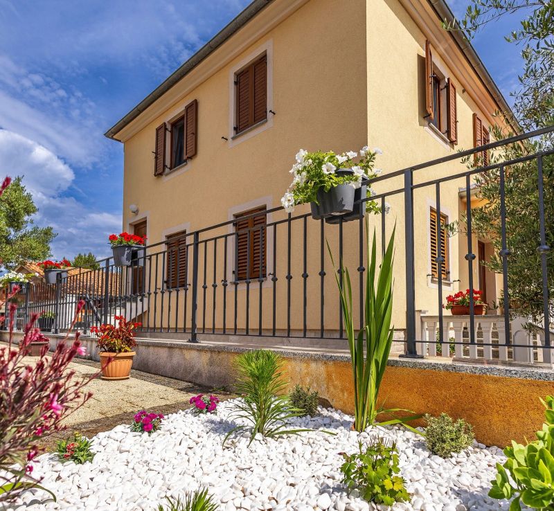 Apartments Baran Čižići - foto 1