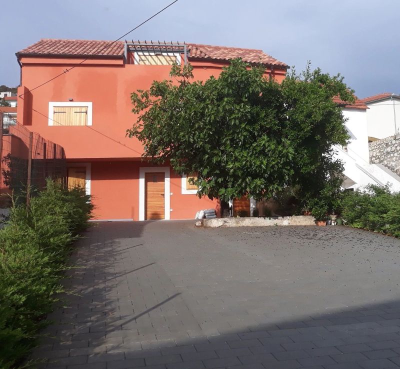 Apartments With Parking Space Šibenik - 23756 - foto 1