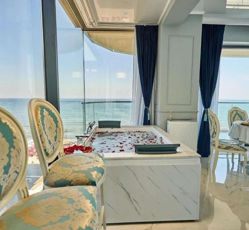 Apartament Luxury by the sea Mamaia - foto 1