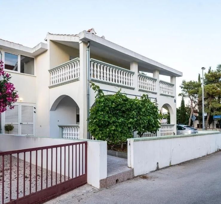 Apartments With Parking Space Vodice - 24553 - foto 1