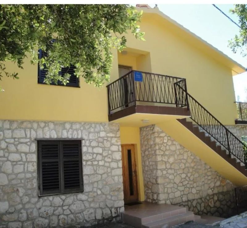 Apartmani Centar Starigrad - foto 1