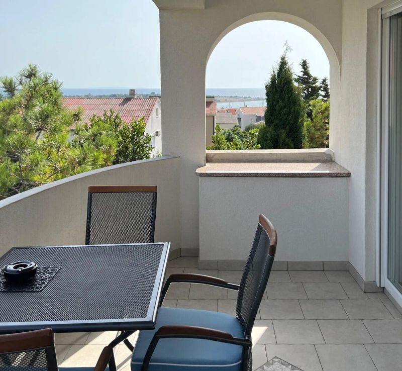 Apartman Novalja - CKD132 - foto 1