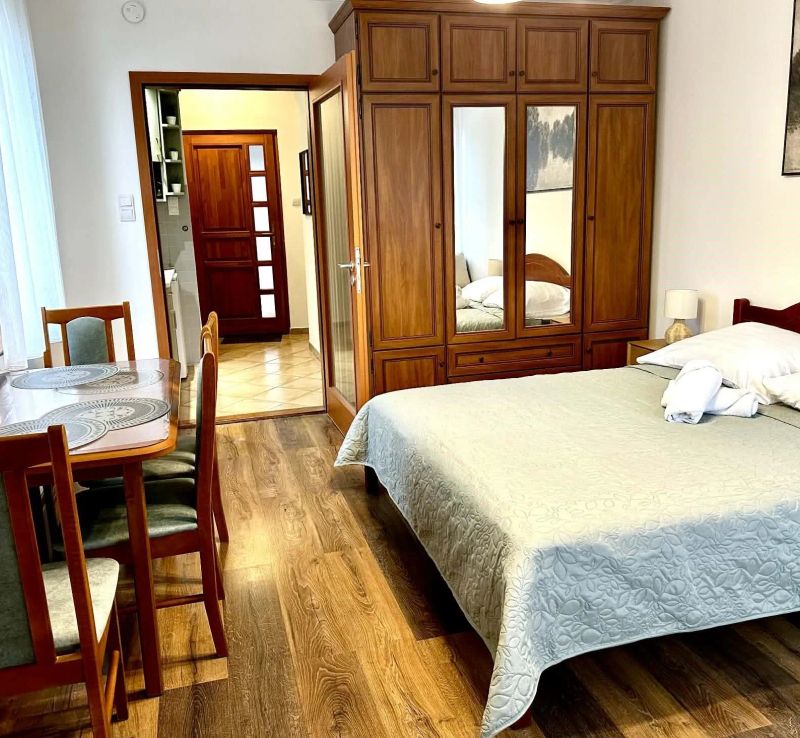 Almafa Apartman Gyula - foto 1