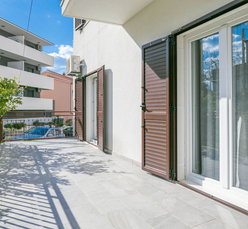 Apartments With Parking Space Solin, Split - 25393 Solin - foto 1