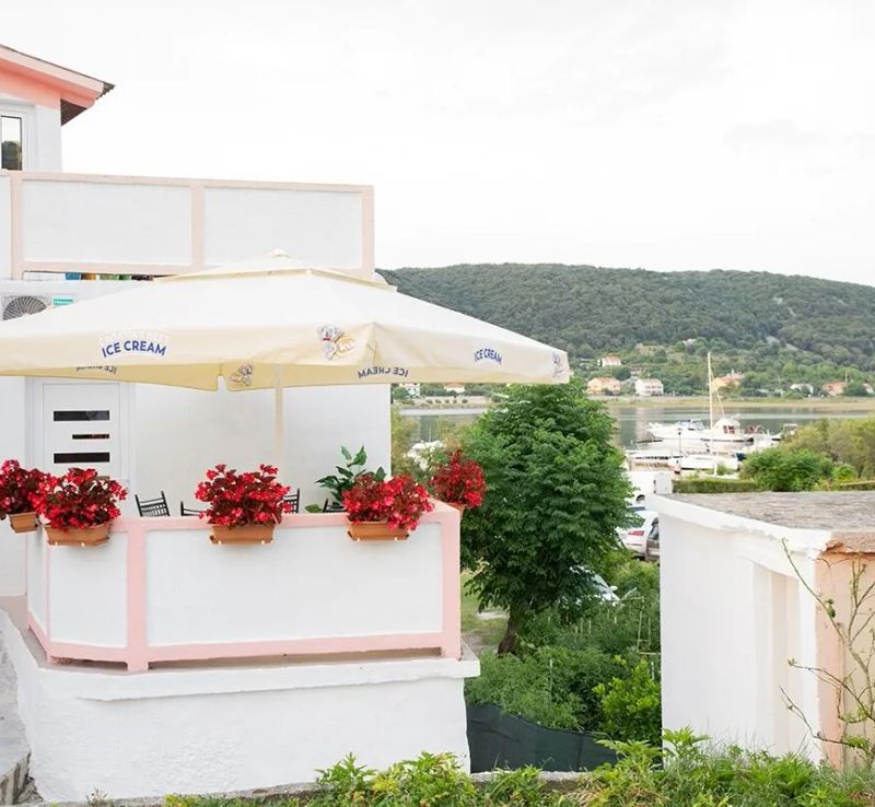 Apartments With Parking Space Supetarska Draga - Donja, Rab - 25686 Supetarska Draga - Donja - foto 1