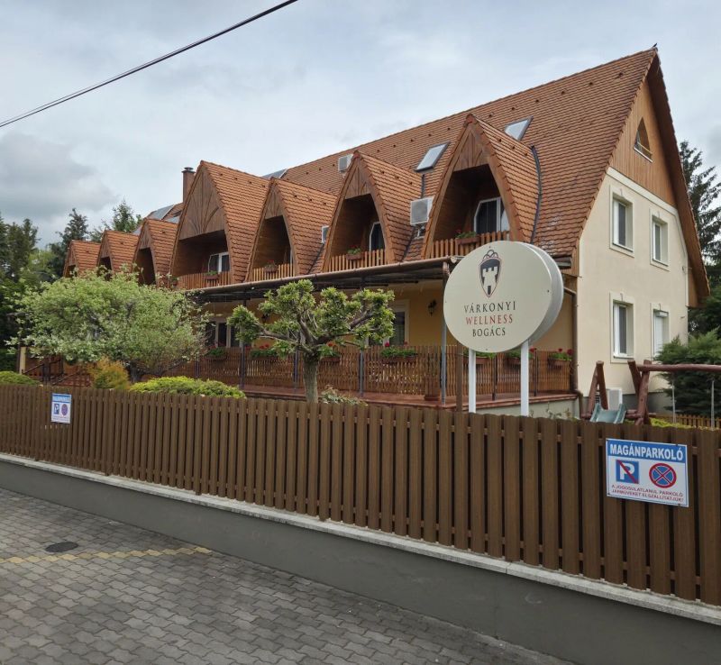 Várkonyi Wellness Bogács - foto 1