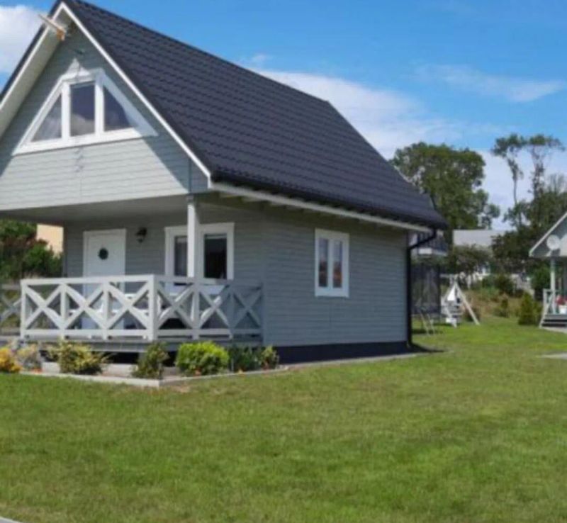 Szary domek 2 nad jeziorem SEA & LAKE Kołczewo - foto 1