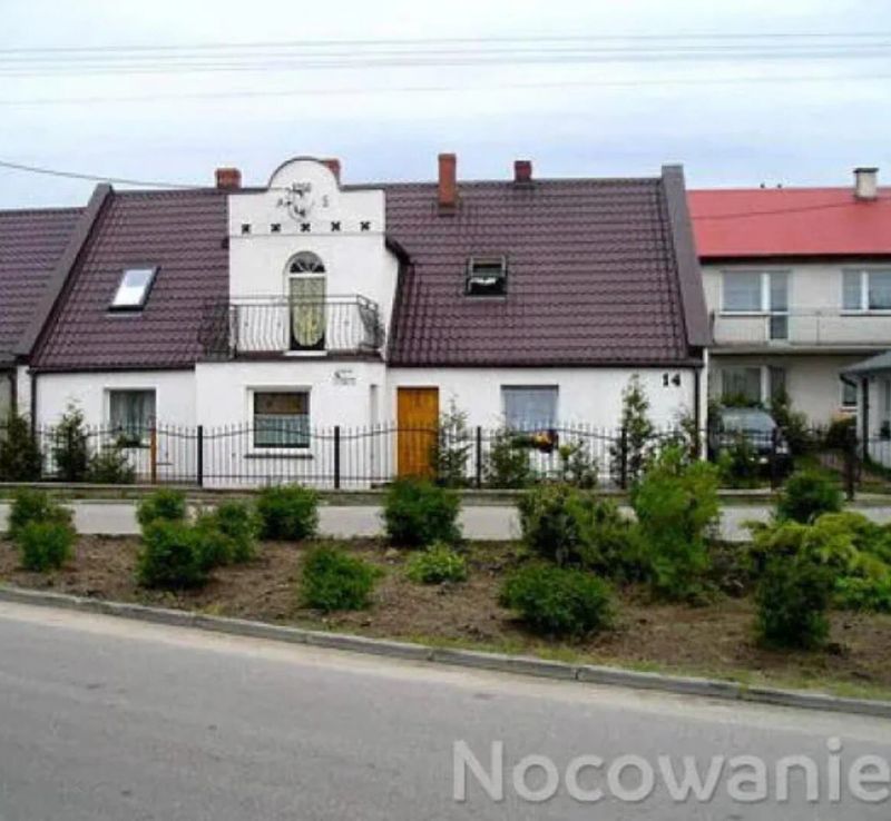 Biały Domek Rewa - foto 1