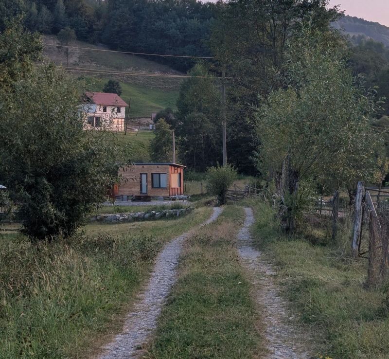 Oaza de Liniste Iza Cabins Săcel - foto 1