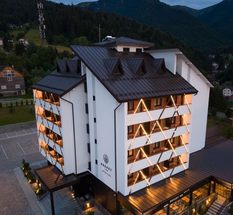 Hotel Bradet INN Resort & Spa Borșa - foto 1
