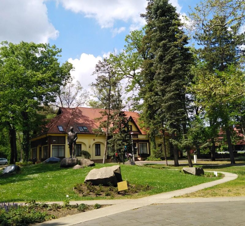 Villa Hotel Debrecen - foto 1