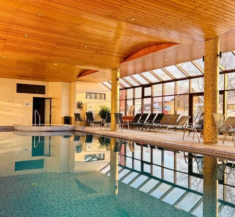 Hotel Eden Câmpulung Moldovenesc - foto 1
