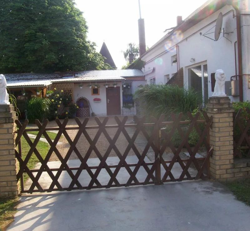 Kiti Apartman Balatonboglár - foto 1