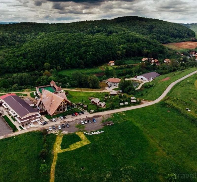 Complexul Domeniul Regilor Ciurila - foto 1