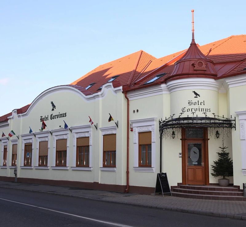 Hotel Corvinus Zalaszentgrót - foto 1