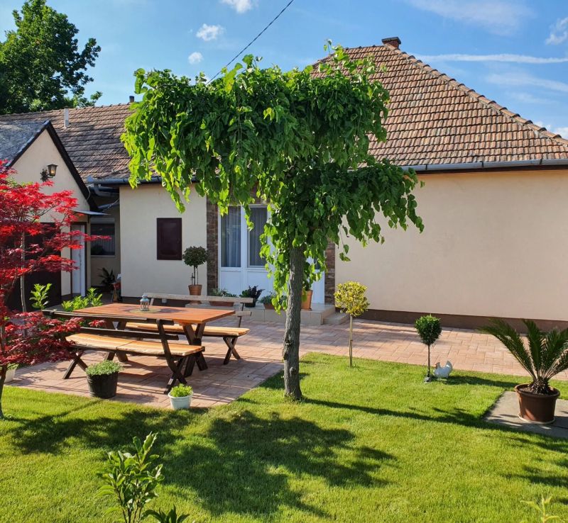 Szücs Apartman Balatonlelle - foto 1