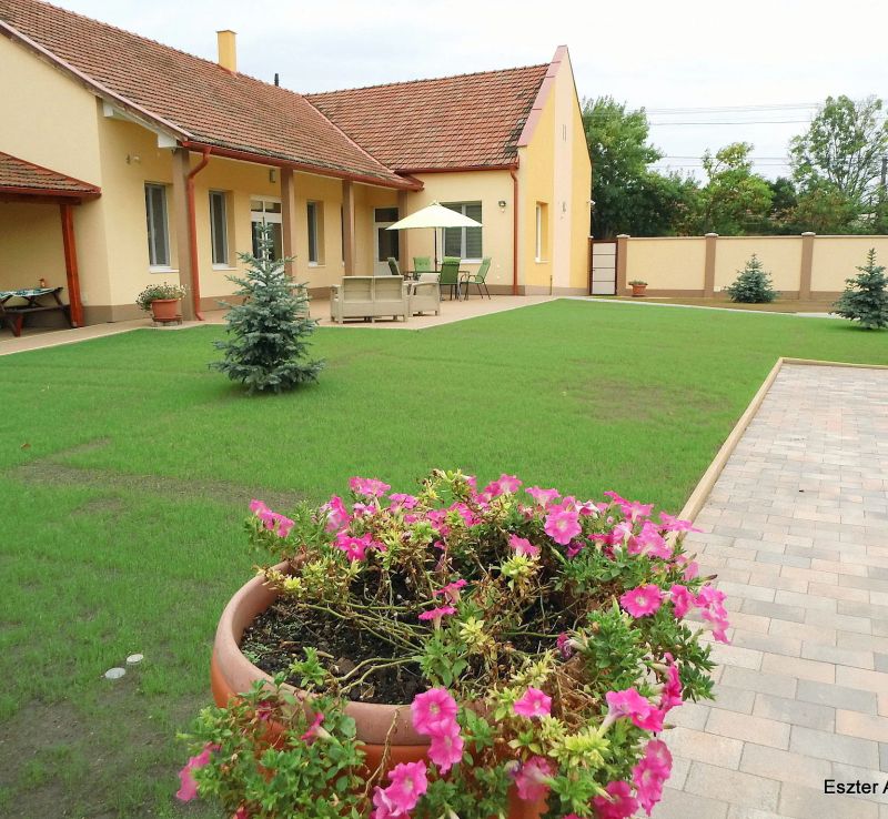 Eszter Wellness Apartman Békéscsaba - foto 1