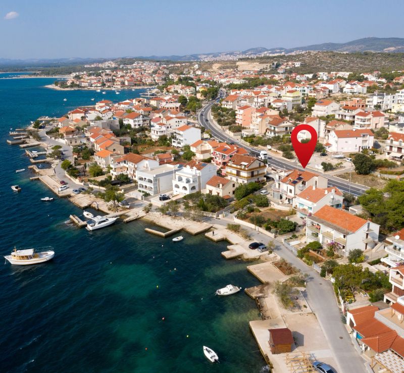 Apartments By The Sea Brodarica, Šibenik - 13615 Brodarica - foto 1