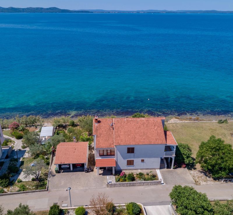 Family Friendly Seaside Apartments Kožino, Zadar - 5756 Kožino - foto 1