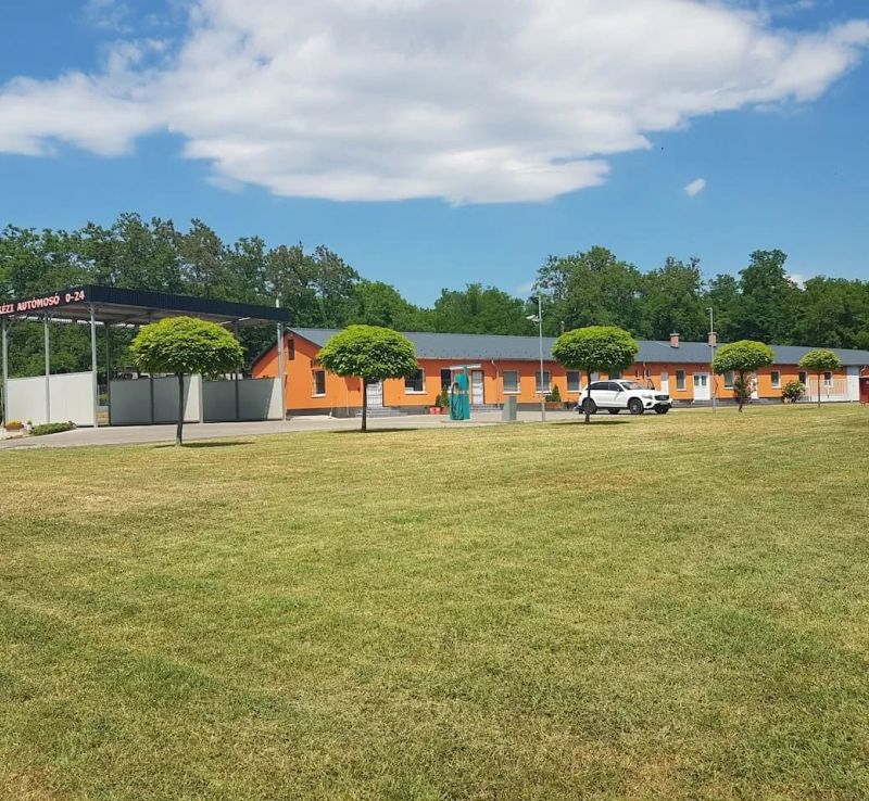 Kerek Apartmanok Petőfibánya - foto 1