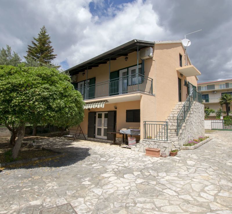 Apartment Zlatko Pirovac - foto 1
