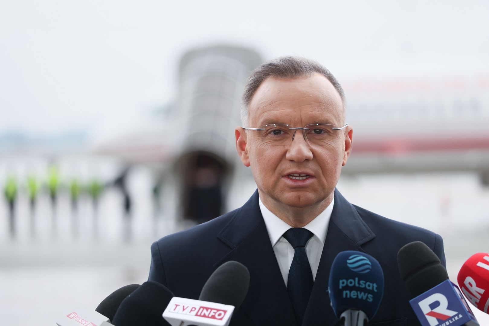 Polish president proposes raising NATO defense spending in response to  Russian threat