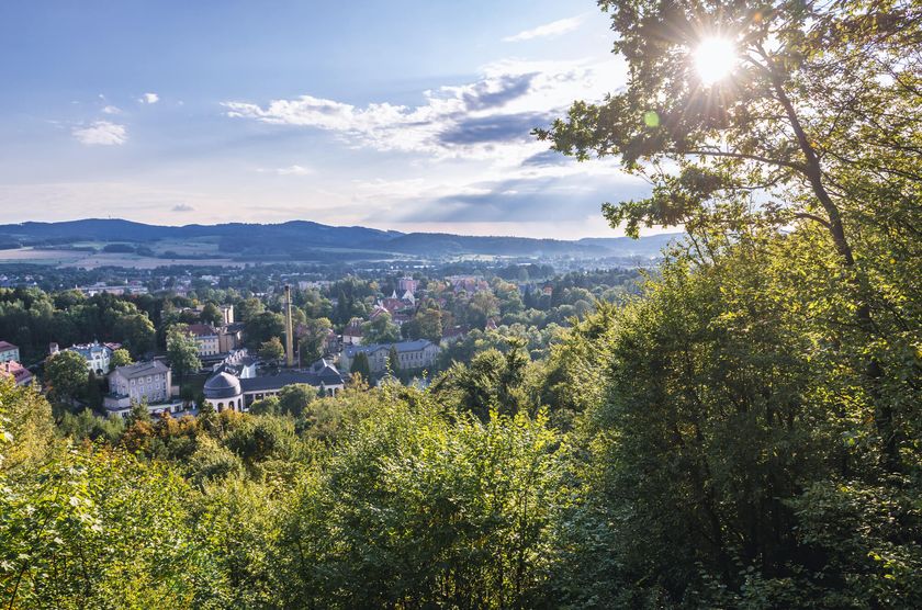 Widok na Kudowę-Zdrój z lotu ptaka - zdjęcie 1