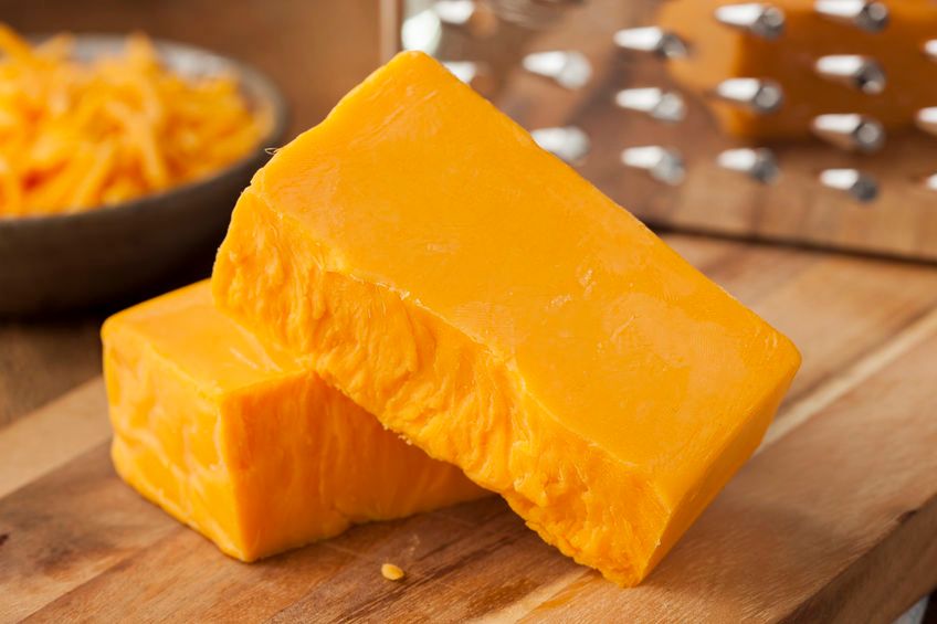 Wegański ser cheddar