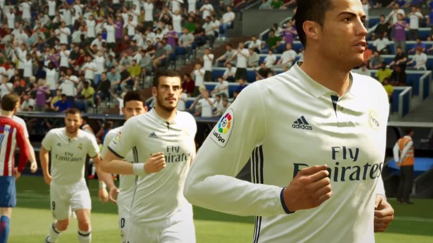 Gamescomowe starcie na piłkarskie zwiastuny wygrywa FIFA 17, ale to w PES-a zagramy prędzej