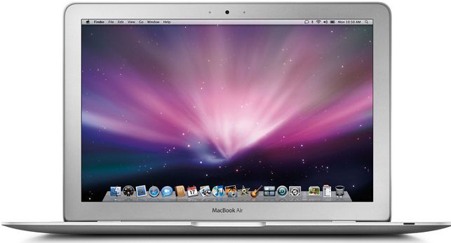 Spadek sprzedaży pecetów w IV kw., wzrost w całym 2014 r. Liderem Apple