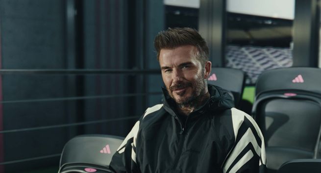 Gwiazdy futbolu pokazują w spocie adidasa, jak walczyć z presją