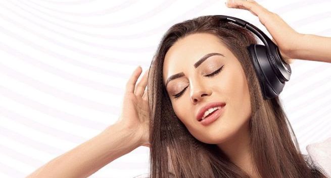 Które piosenki grano najczęściej w stacjach radiowych w 2021 roku?