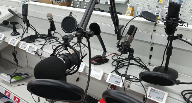 Emisje Świadków Jehowy w zakresie FM
