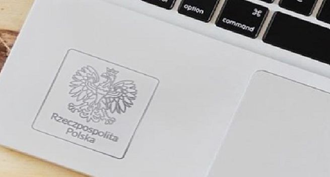 Rząd wyda ponad 1 mld zł na laptopy dla uczniów. Minister: najkorzystniejsza oferta z Asusami