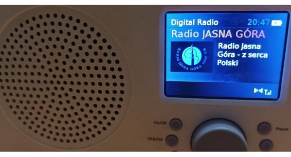 KRRiT pracuje nad planem zakończenia emisji FM