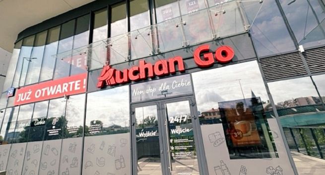 Auchan rzuca wyzwanie Żabce. W planach 40 sklepów bez obsługi Auchan Go