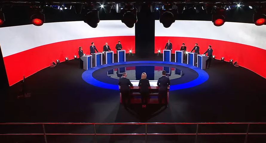 Debata prezydencka w Końskich rozgrzała internet do czerwoności. „Algorytm polaryzacji przestał działać”