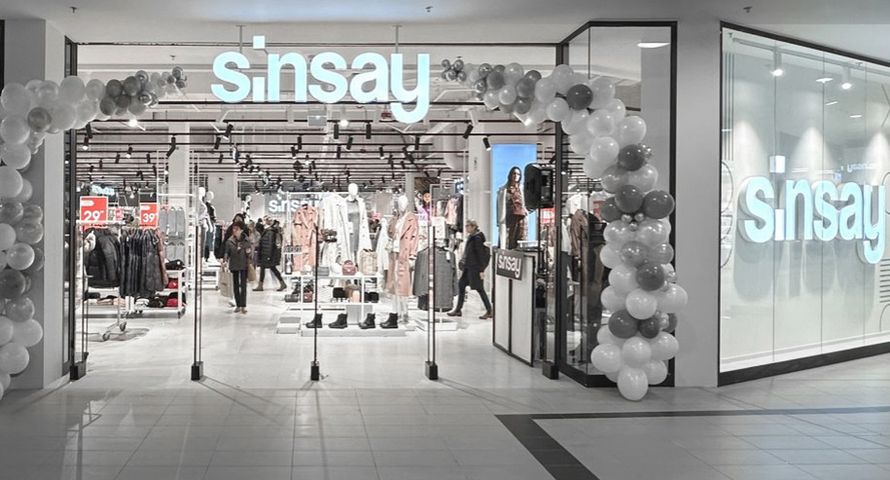 Pożar nie zatrzymał polskiego giganta. Sinsay rośnie o 30 proc.