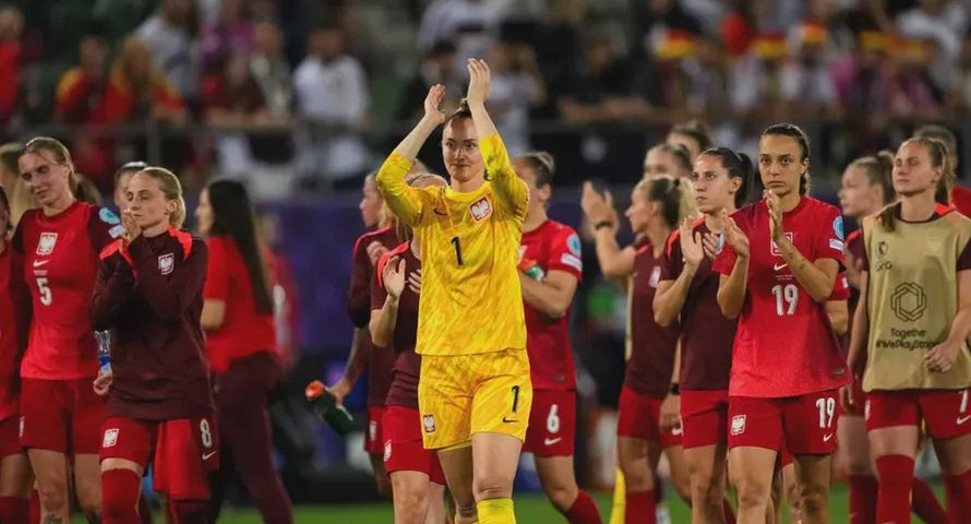 Kto to (nie)ogląda. Jak kobiecy sport ma się w telewizji?