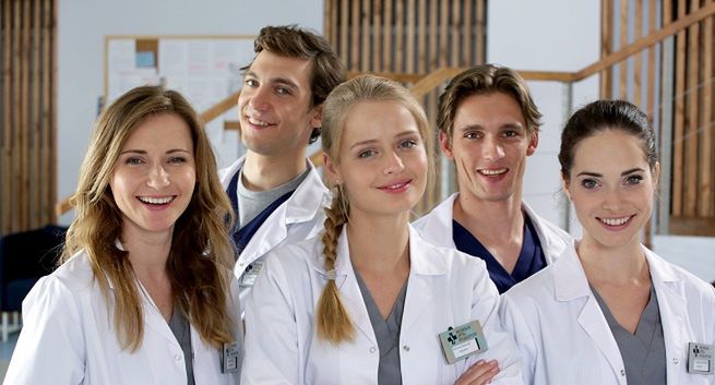 „Lombard. Życie pod zastaw” w TV Puls o godz. 18.20, a „Lekarze na start” - o 19.10 „Budowa widowni przed prime-time”