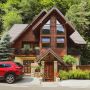 Casa Cu Vitralii Slănic-Moldova