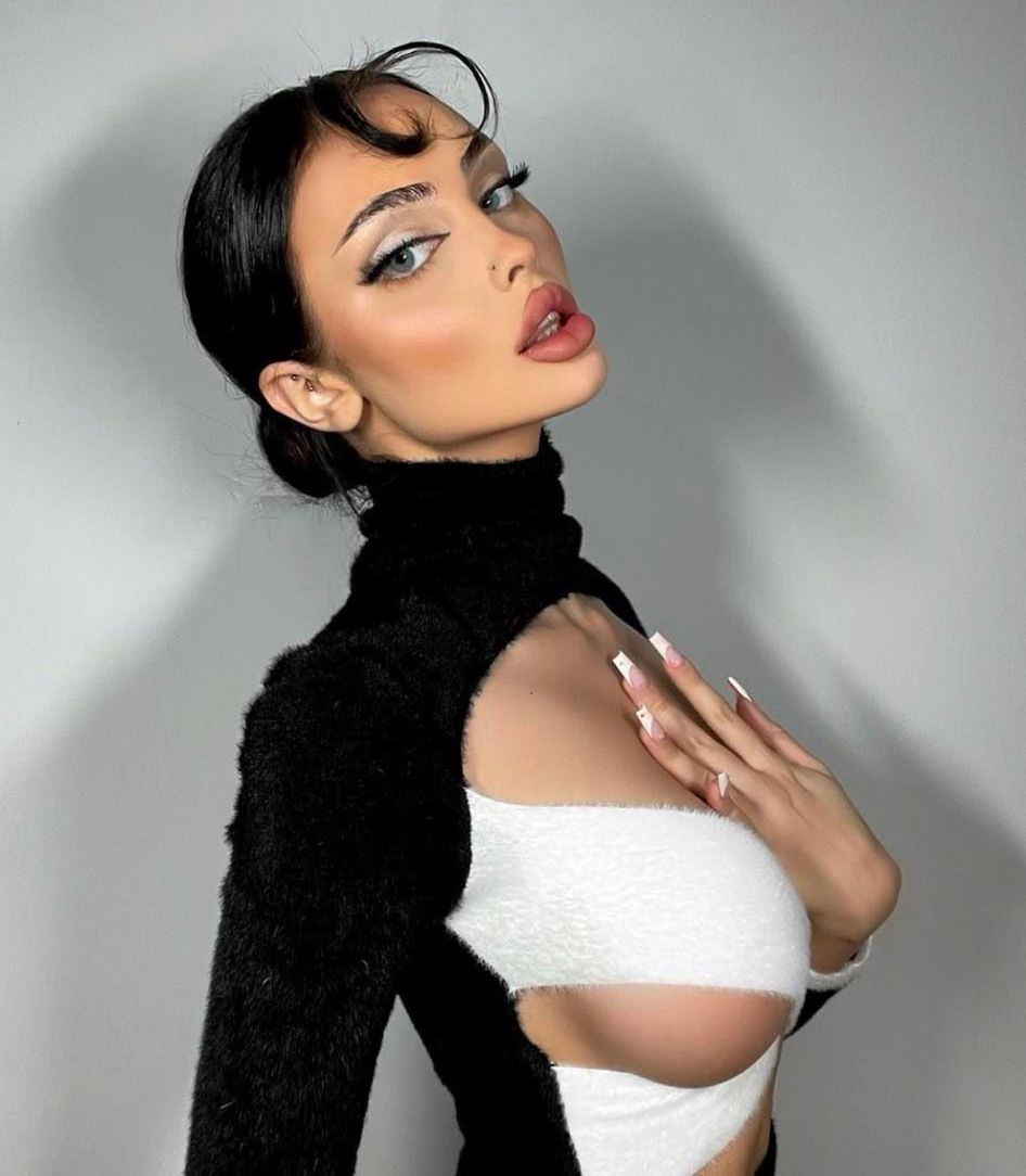 Masza Graczykowska - @maszagraczykowska