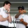 Lewis Hamilton i Toto Wolff - do lekarza!